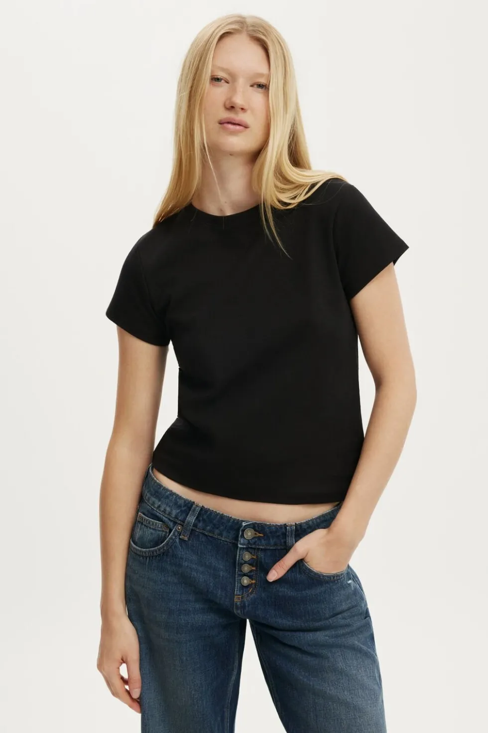 90 S Baby Tee