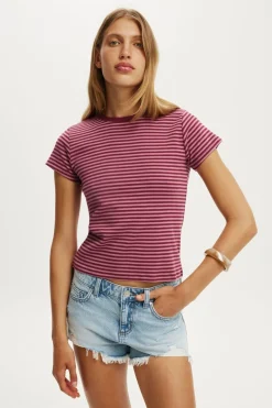 90 S Baby Tee