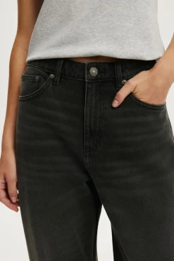 91 Straight Jean