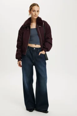 Astro Collared Bomber