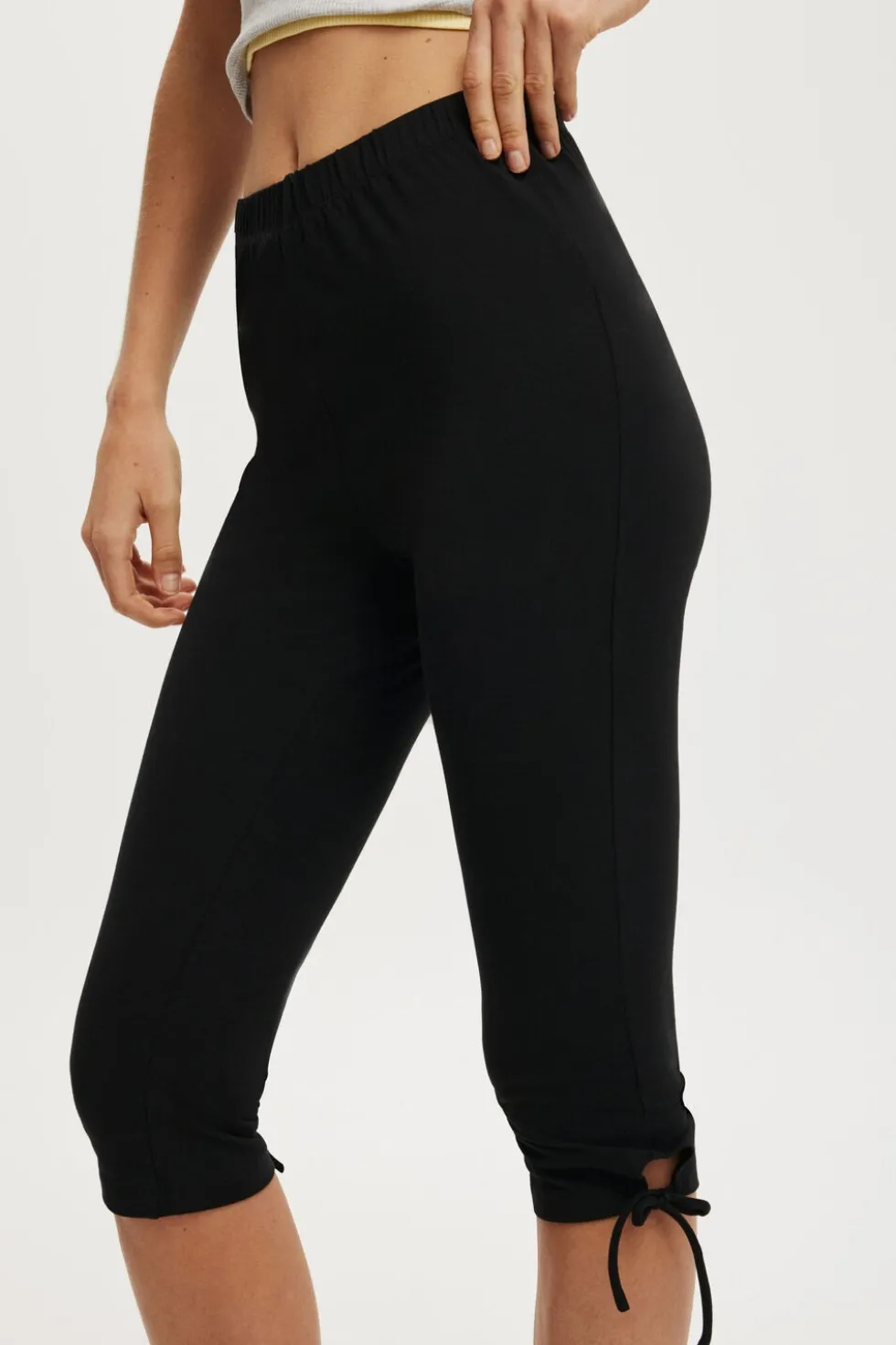 Bella Bow Tie Capri
