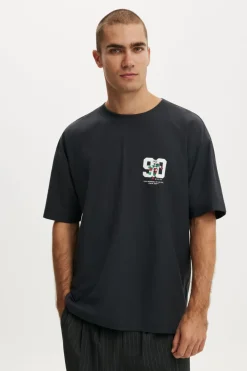 Box Fit FIFA T-Shirt