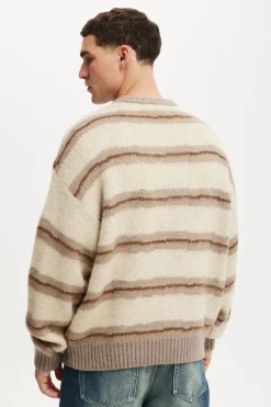 Box Fit Fuzzy Crew Knit