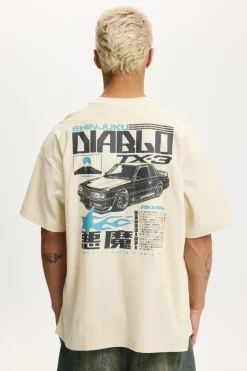 Box Fit Graphic T-Shirt