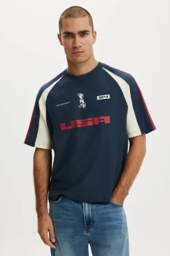 Cropped Fit FIFA T-Shirt