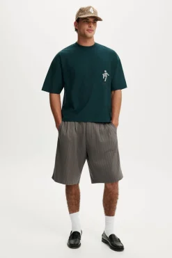 Cropped Fit FIFA T-Shirt