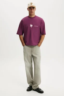 Cropped Fit FIFA T-Shirt