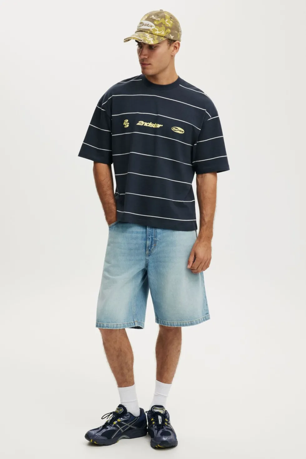 Cropped Fit Graphic T-Shirt