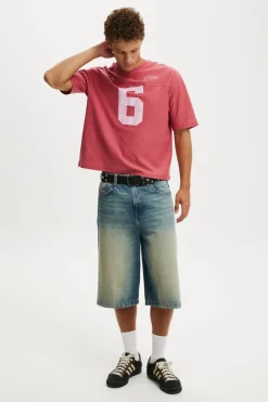 Cropped Fit Graphic T-Shirt