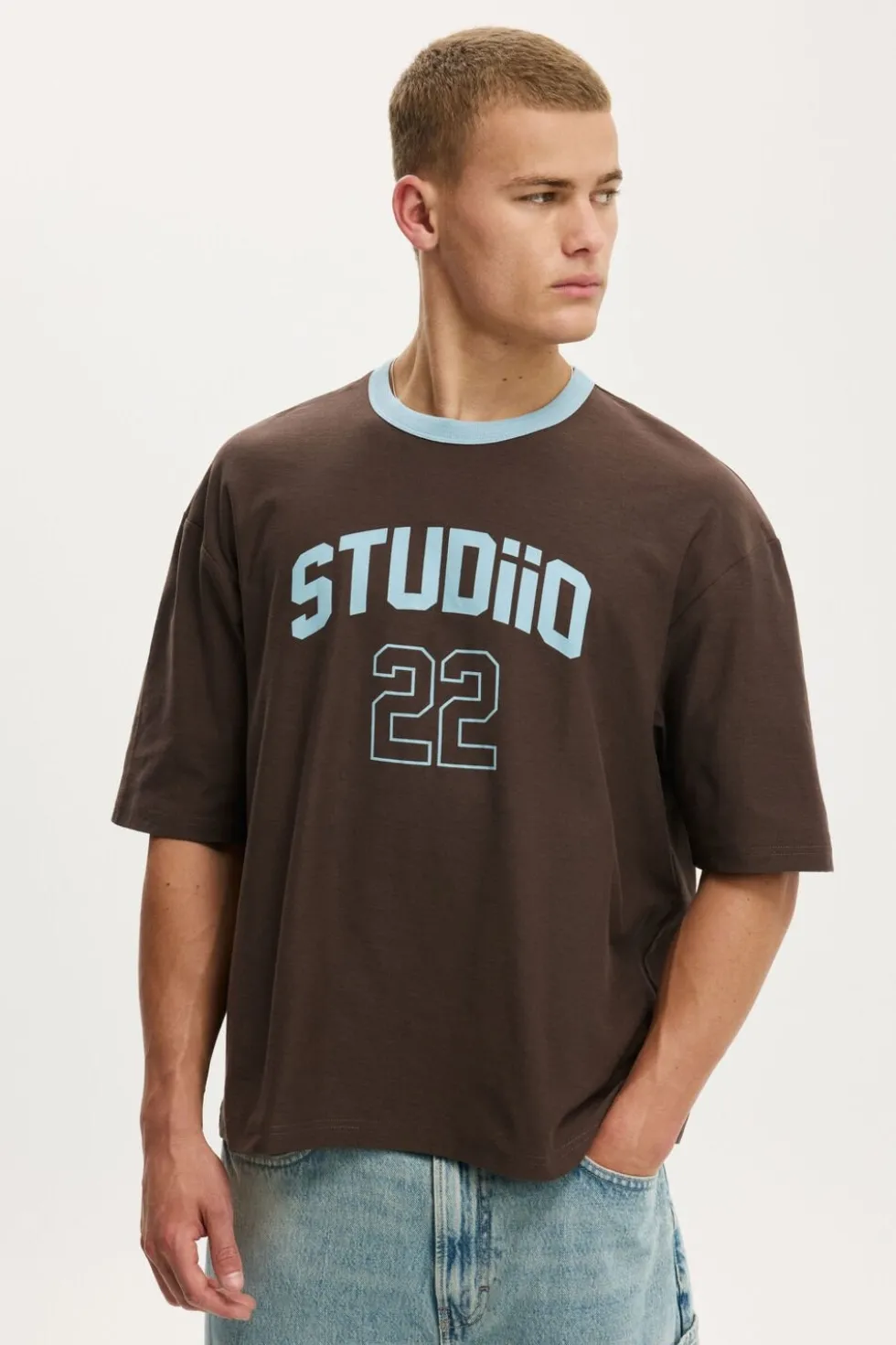 Cropped Fit Graphic T-Shirt
