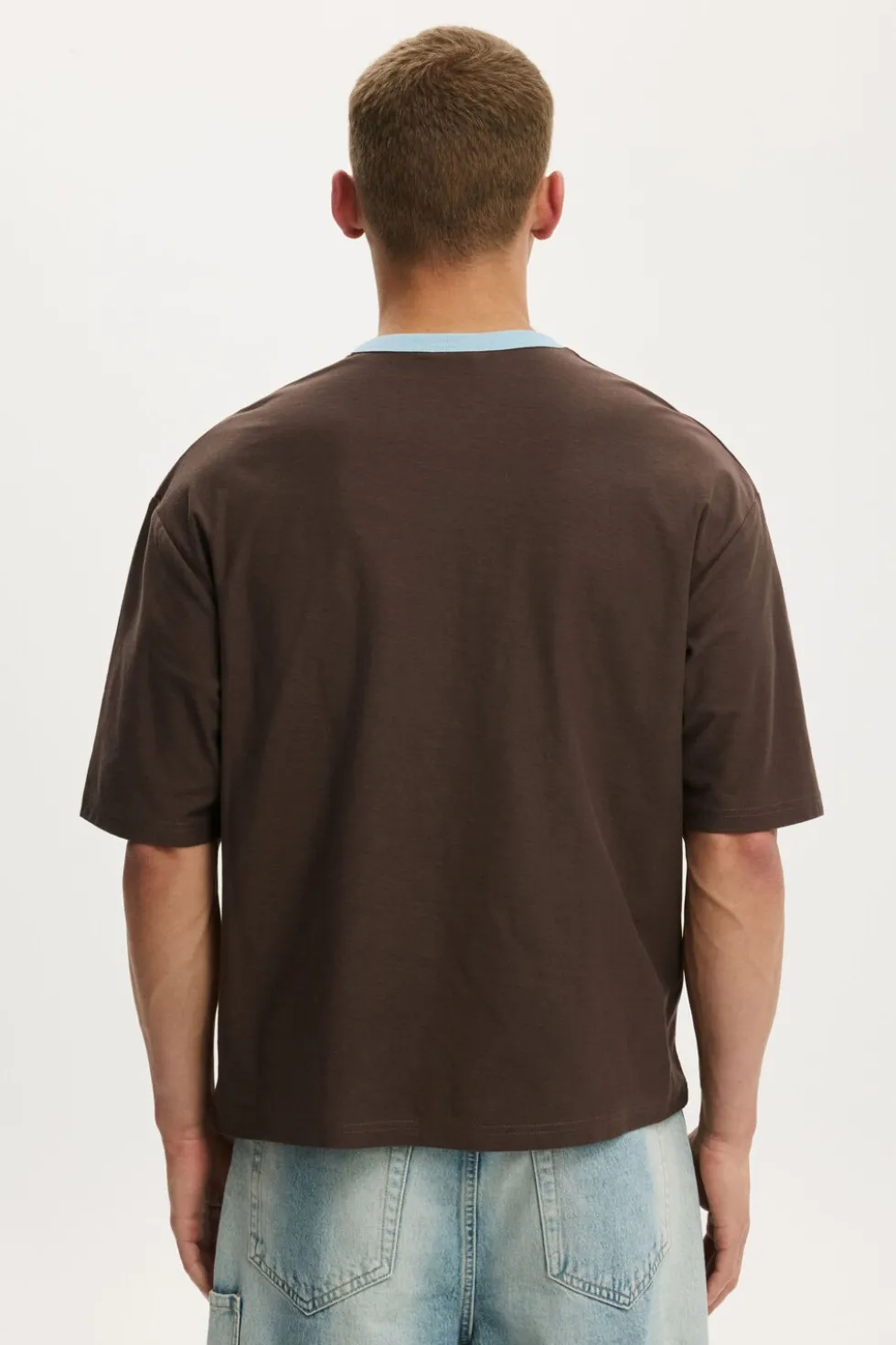 Cropped Fit Graphic T-Shirt
