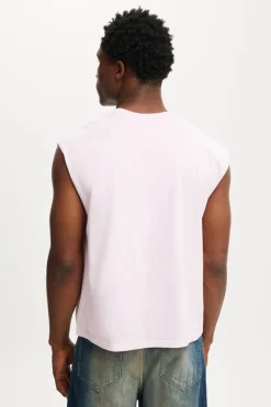 Cropped Fit Muscle