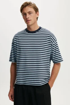 Cropped Fit T-Shirt