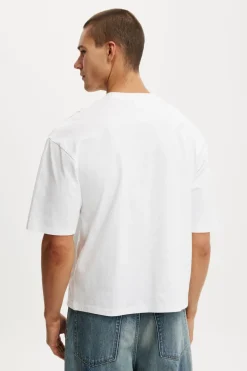 Cropped Fit T-Shirt