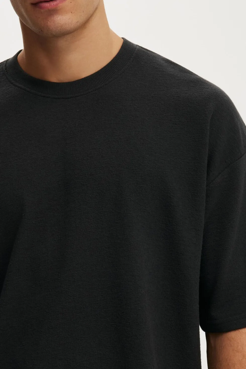 Cropped Fit T-Shirt