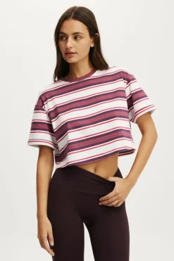 Cropped Graphic Active Tee