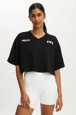 Cropped Graphic Sporty Tee
