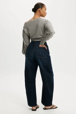Curvy Barrel Jean