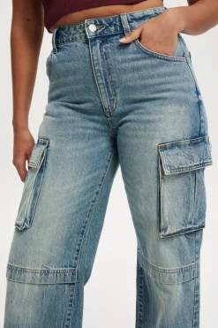 Curvy Cargo Wide Jean