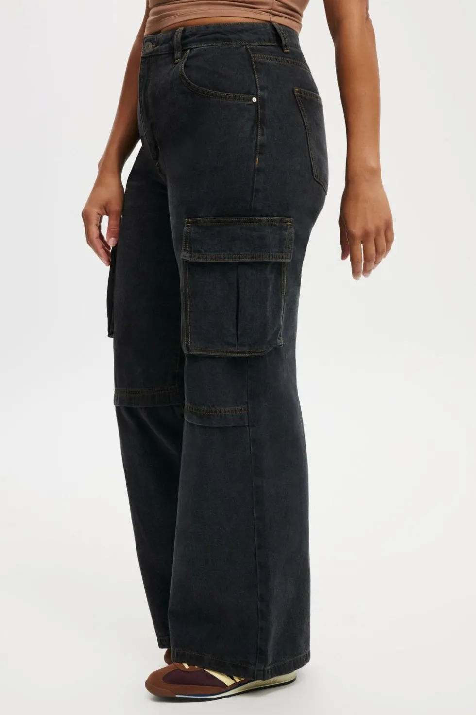 Curvy Cargo Wide Jean