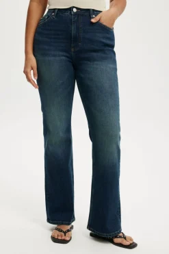 Curvy Flare Jean