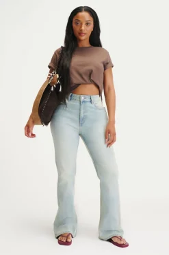 Curvy Flare Jean