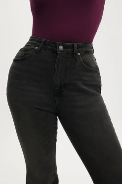 Curvy Flare Jean