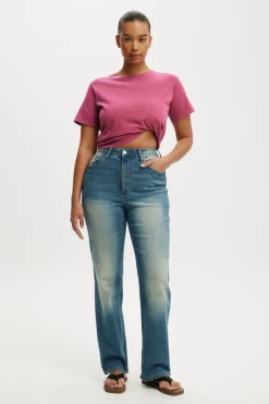 Curvy Stretch Straight Jean