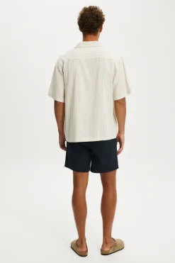 Easy Short | Men's Fashion | Cotton On