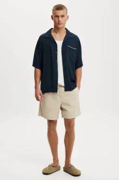 Easy Short | Men's Fashion | Cotton On