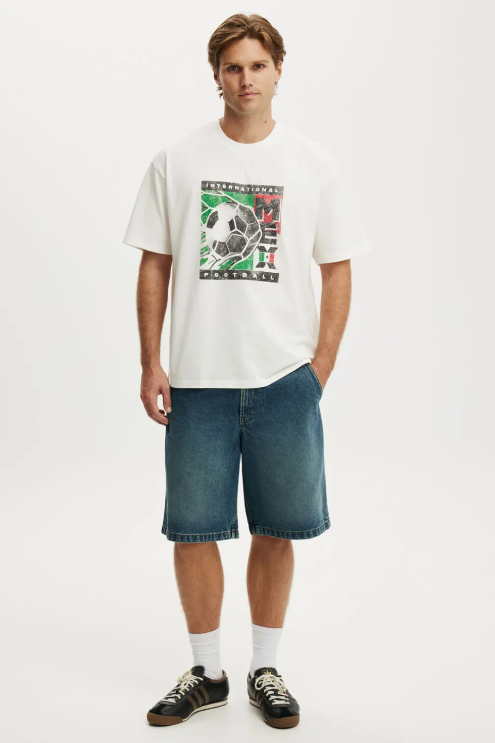 Everyday Fit Graphic T-Shirt