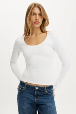 Everyday Smooth Scoop Neck Long Sleeve