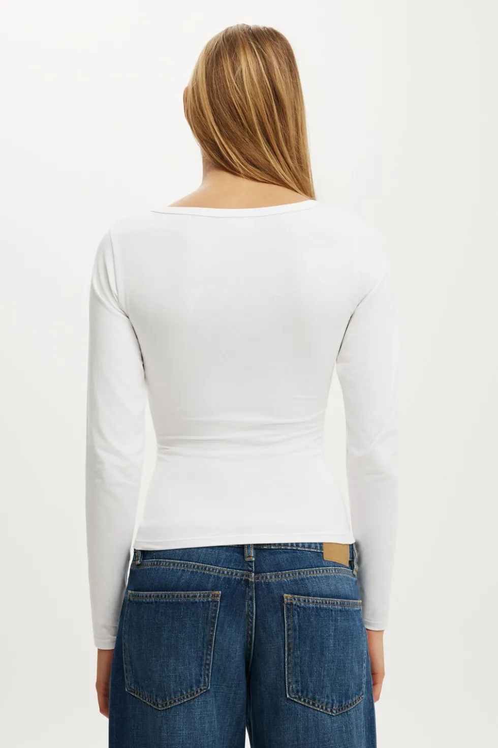 Everyday Smooth Scoop Neck Long Sleeve