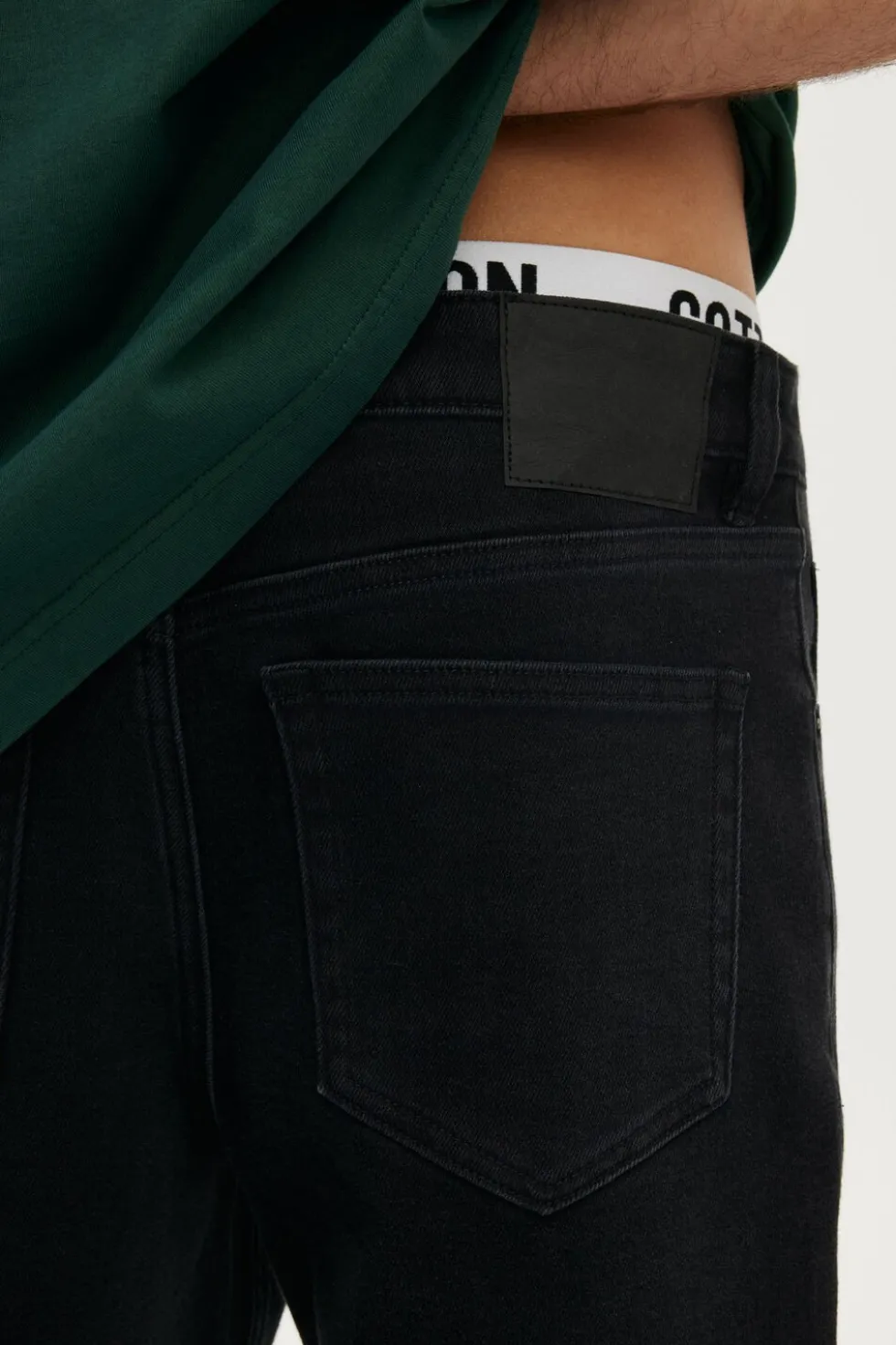Loose Straight Denim Short