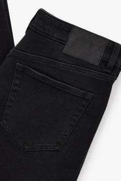 Loose Straight Jean