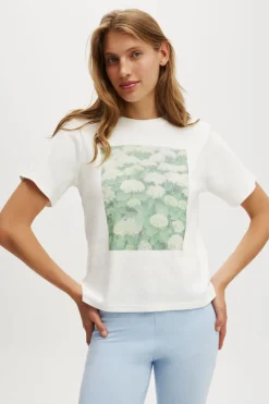 Lounge Graphic Tee