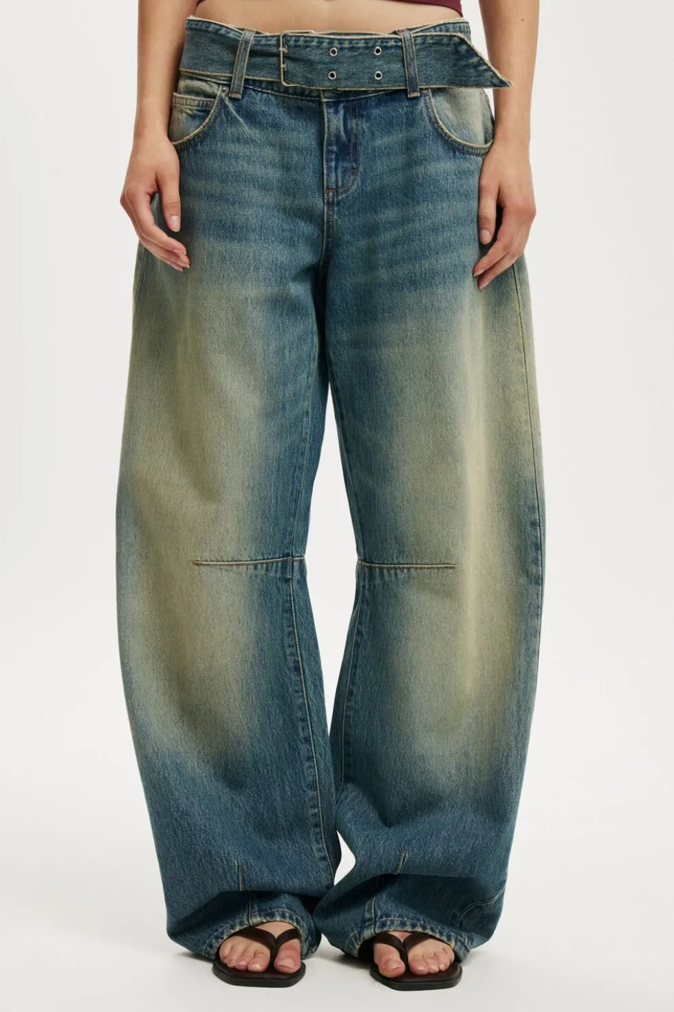 Low Barrel Jean