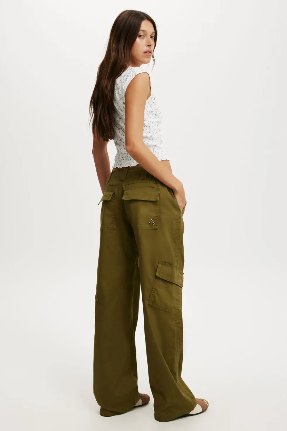 Low Rise Cargo Pant