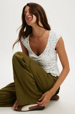 Low Rise Cargo Pant