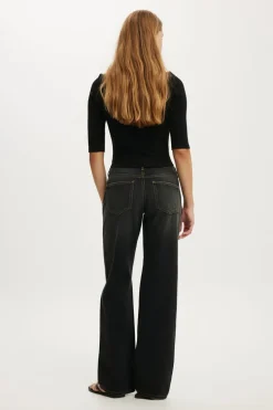 Low Rise Straight Jean