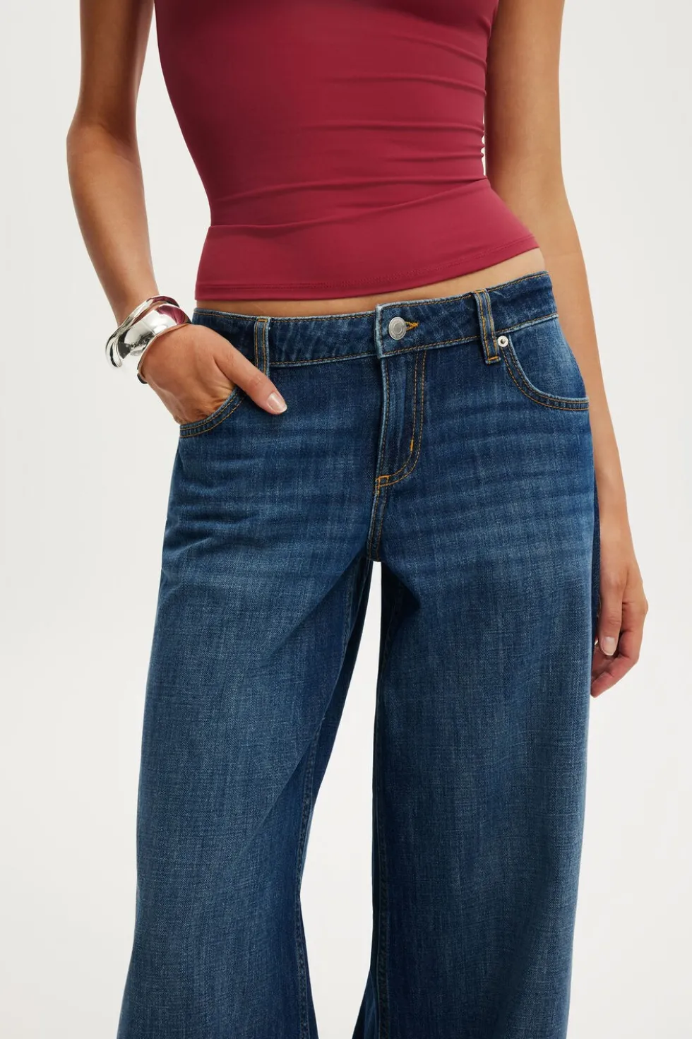 Low Rise Wide Jean
