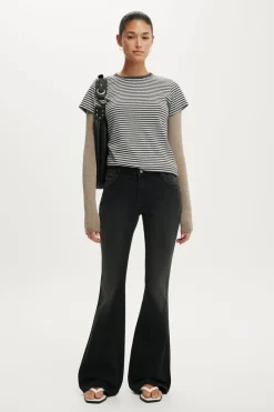 Mid Rise Bootcut Jean