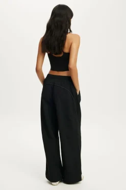 Off Side Woven Sweatpant