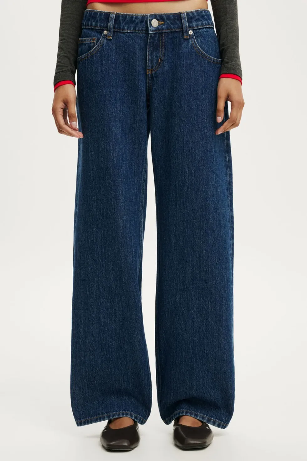 Petite Low Rise Straight Jean