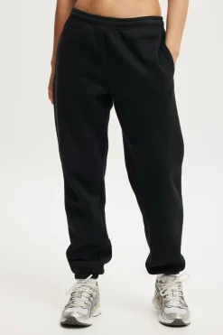 Plush Essential Gym Sweatpant