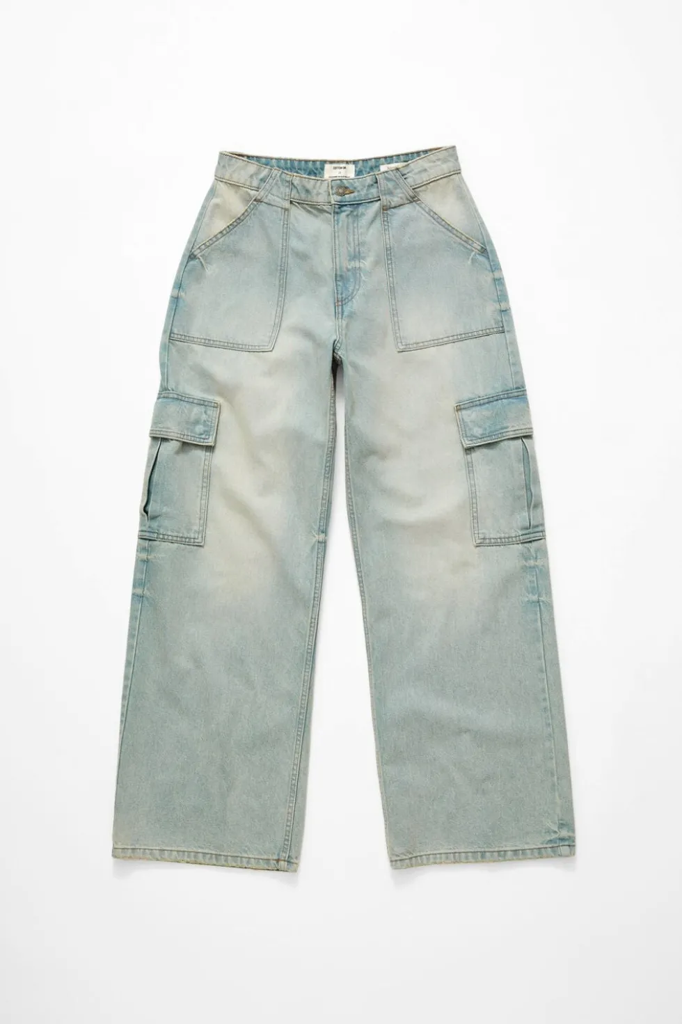 Relaxed Cargo Jean