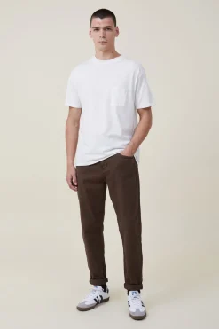 Relaxed Tapered Jean