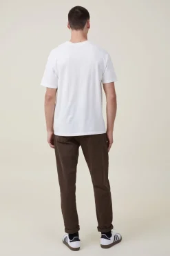 Relaxed Tapered Jean