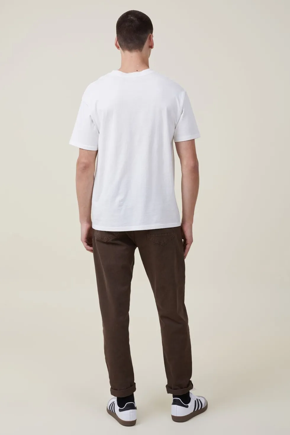 Relaxed Tapered Jean