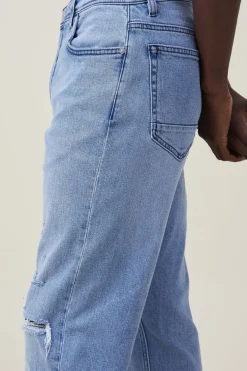 Relaxed Tapered Jean